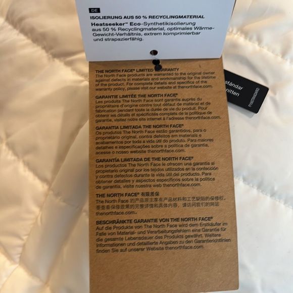 NorthFace Gardenia White Reversible Jacket-NWT - Picture 11 of 15